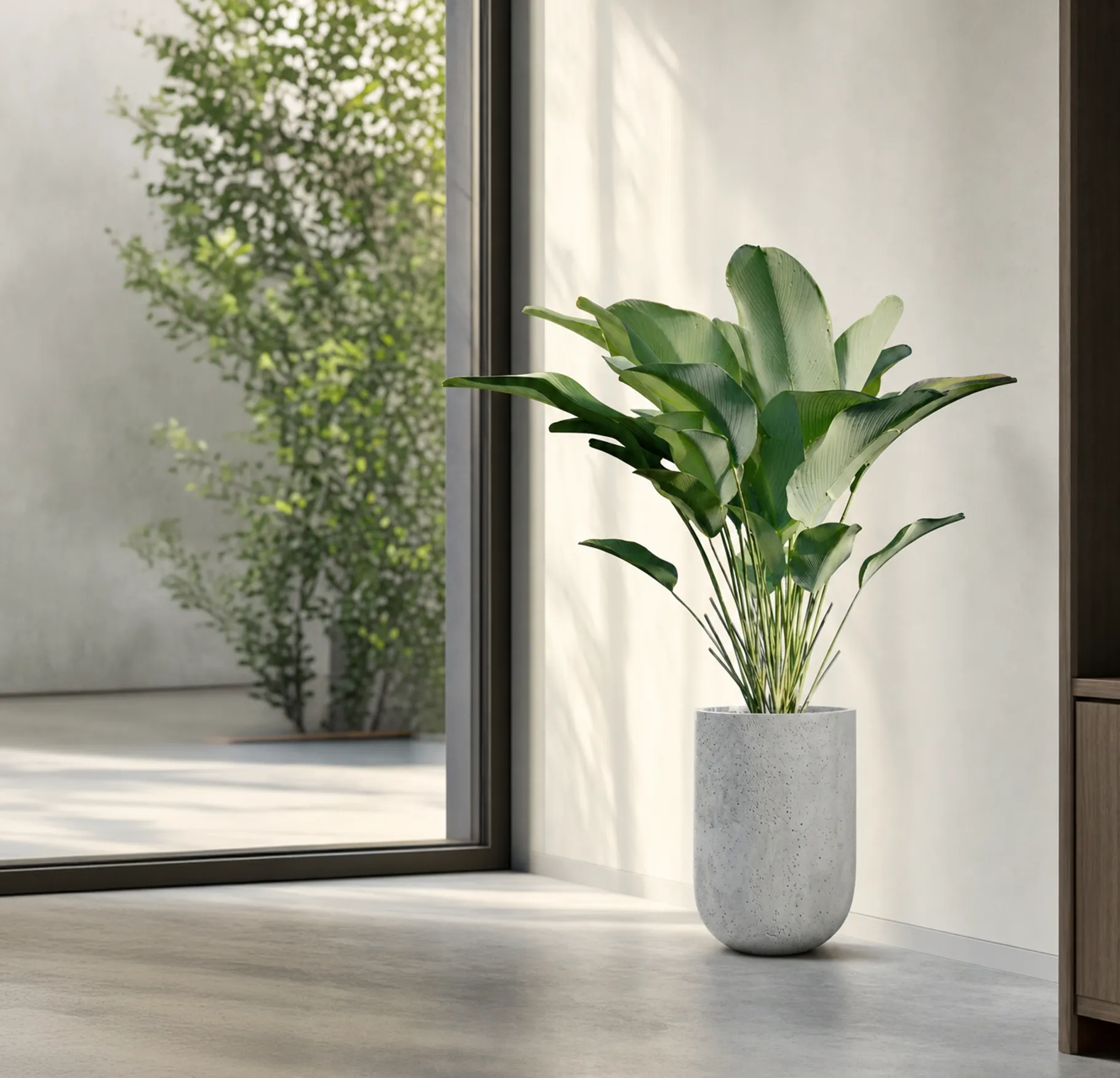 Sfera Tall Planter 5