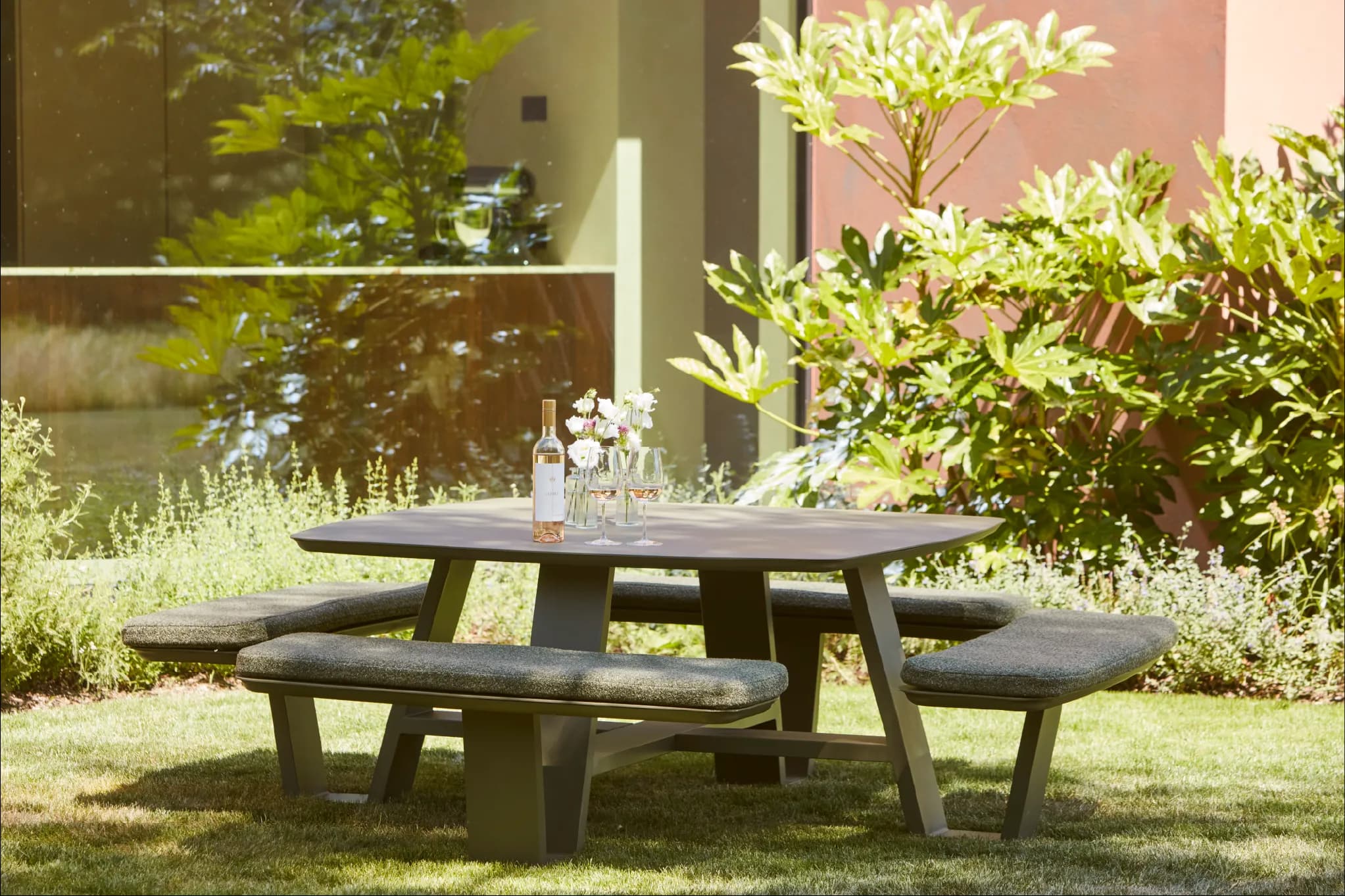Lugano Picnic Table 4
