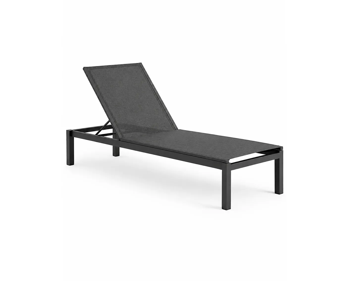 Forma Chaise Lounge 2