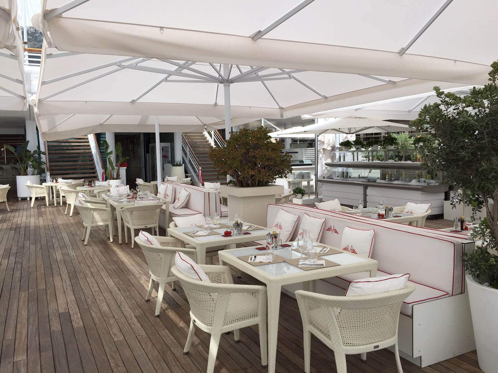 Outdoor Cruise Ship & Cruise Line Umbrellas