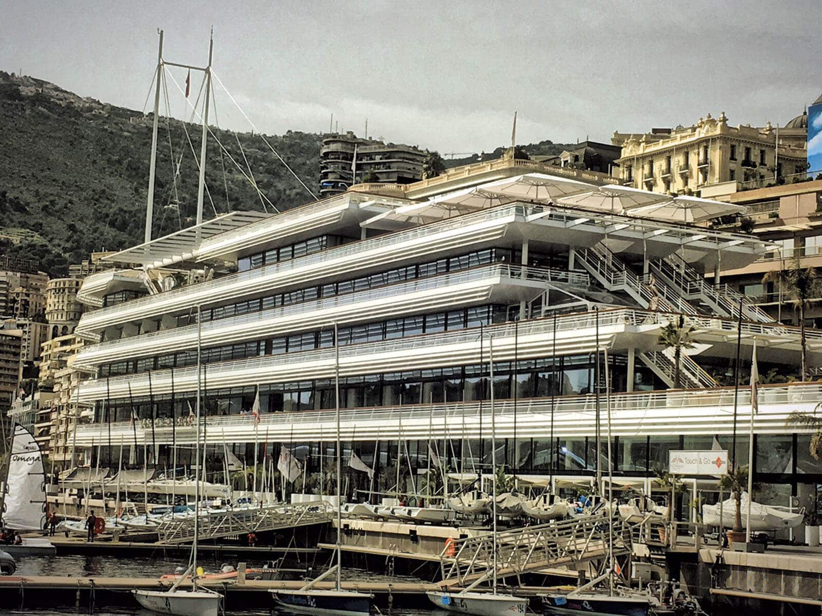 Cruise Line & Cruise Ship Outdoor Umbrellas