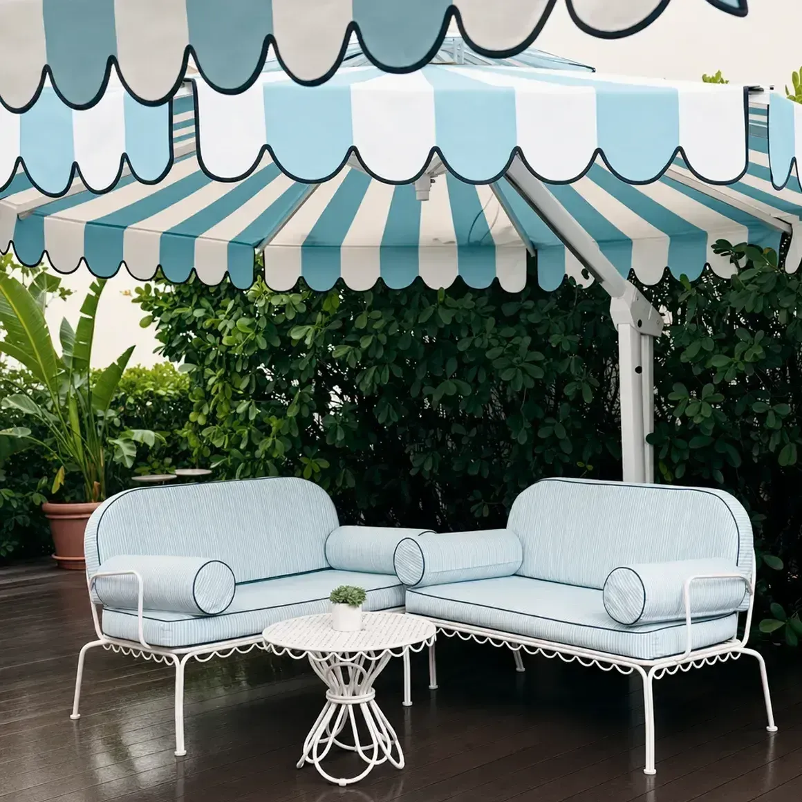 Christian Dior Café — Miami, FL
