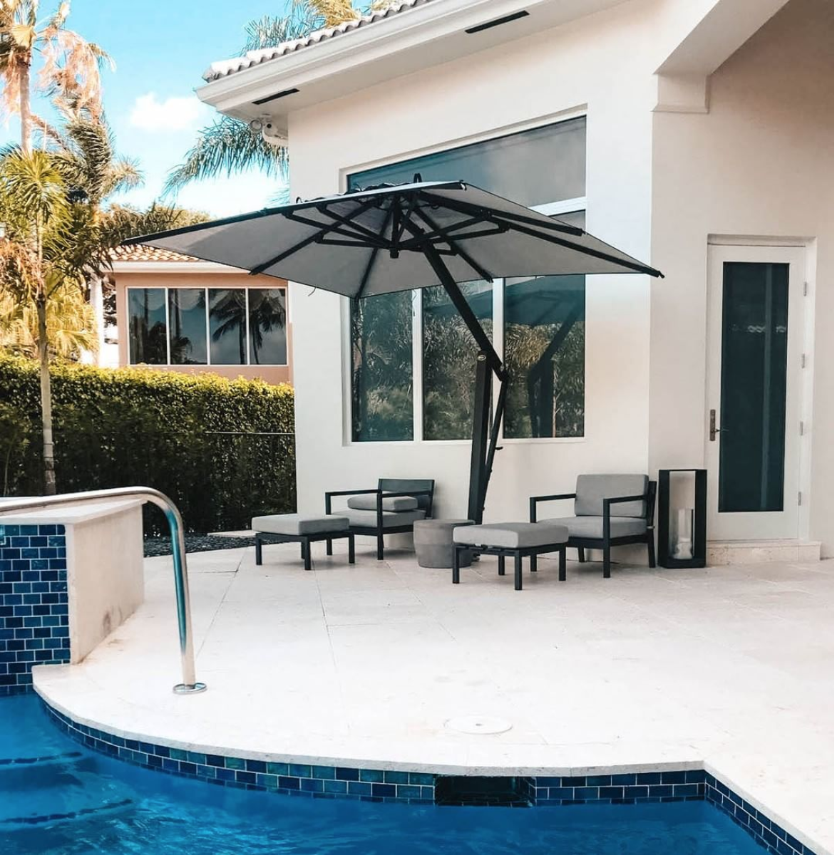 Customer Round Up: 10 High-End Patio Umbrella Set Ups That Will Inspire You  - Poggesi® USA