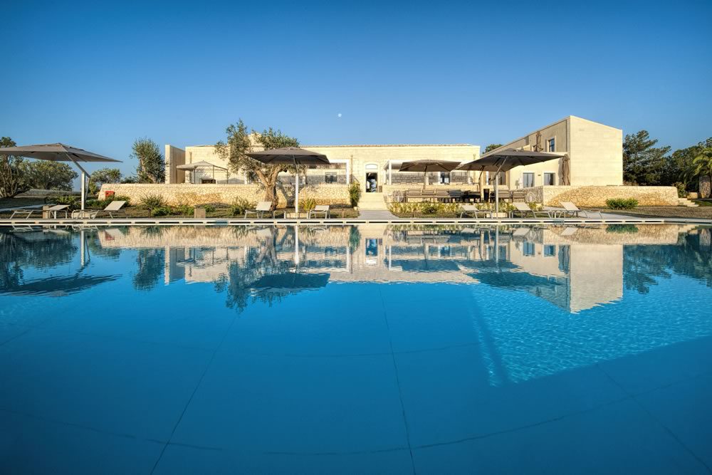 Commercial Pool Umbrellas