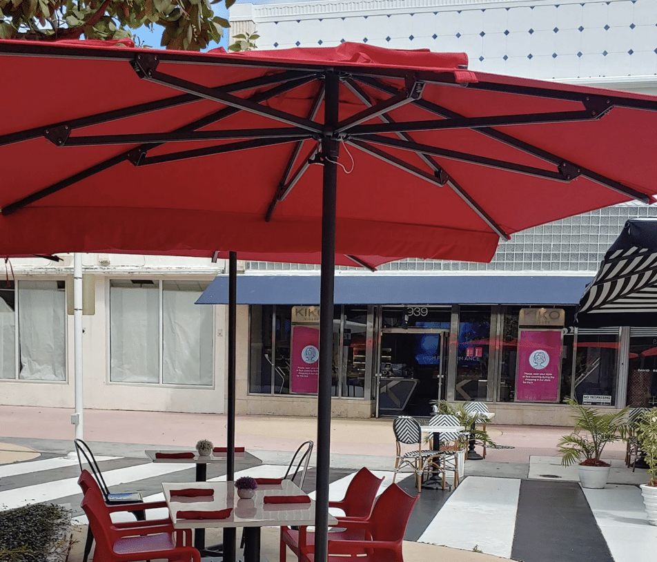 Outdoor Restaurant Umbrellas
