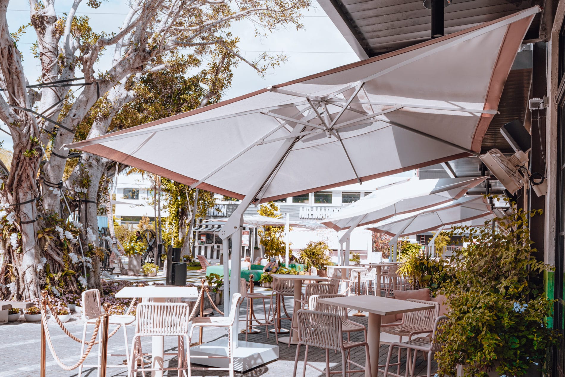 Outdoor Restaurant Umbrellas