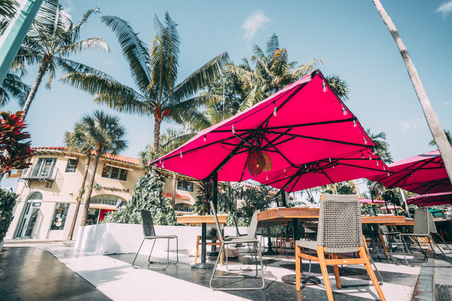 Outdoor Restaurant Umbrellas