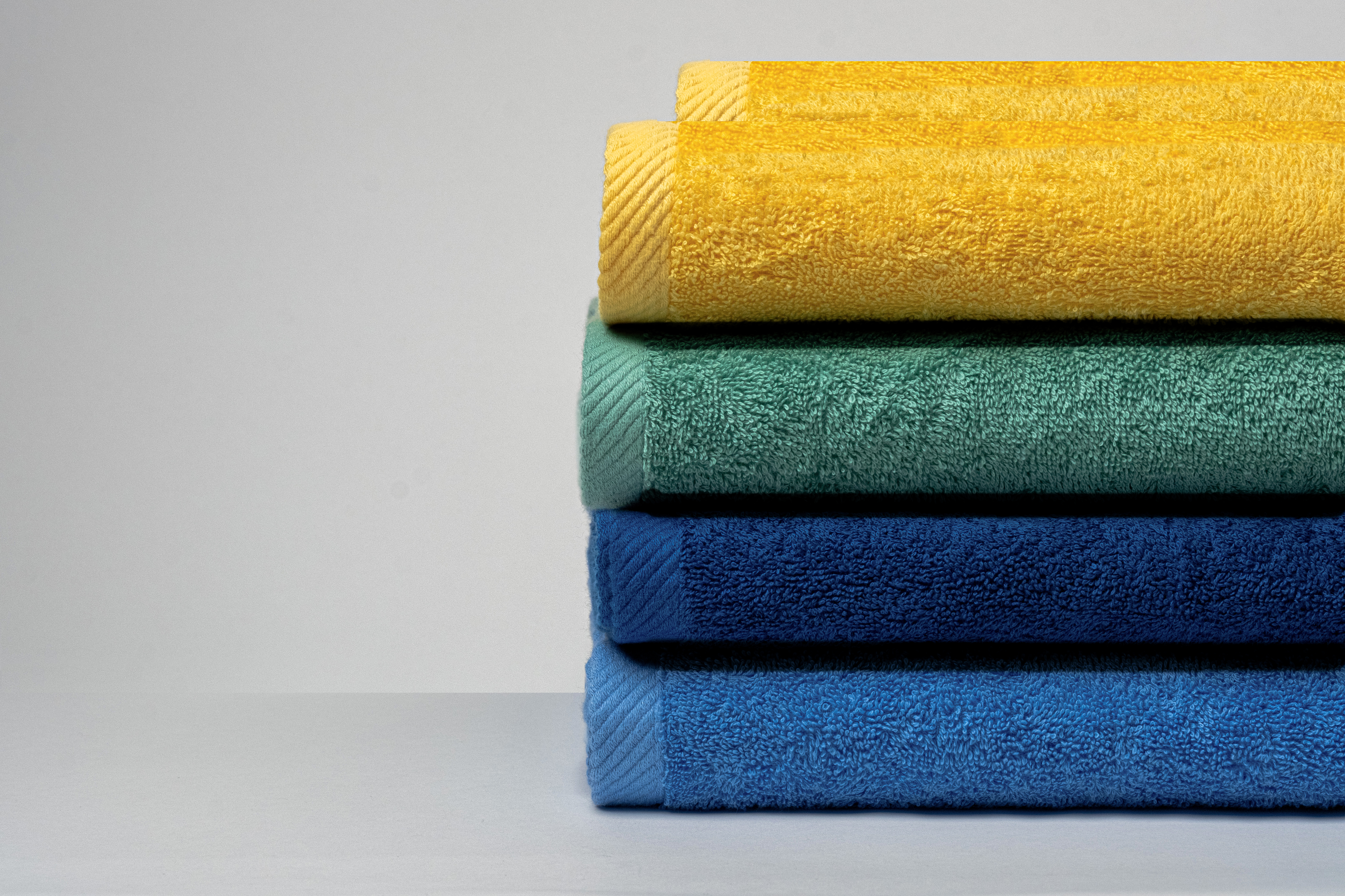 Basics Collection Poggesi Pool Towel