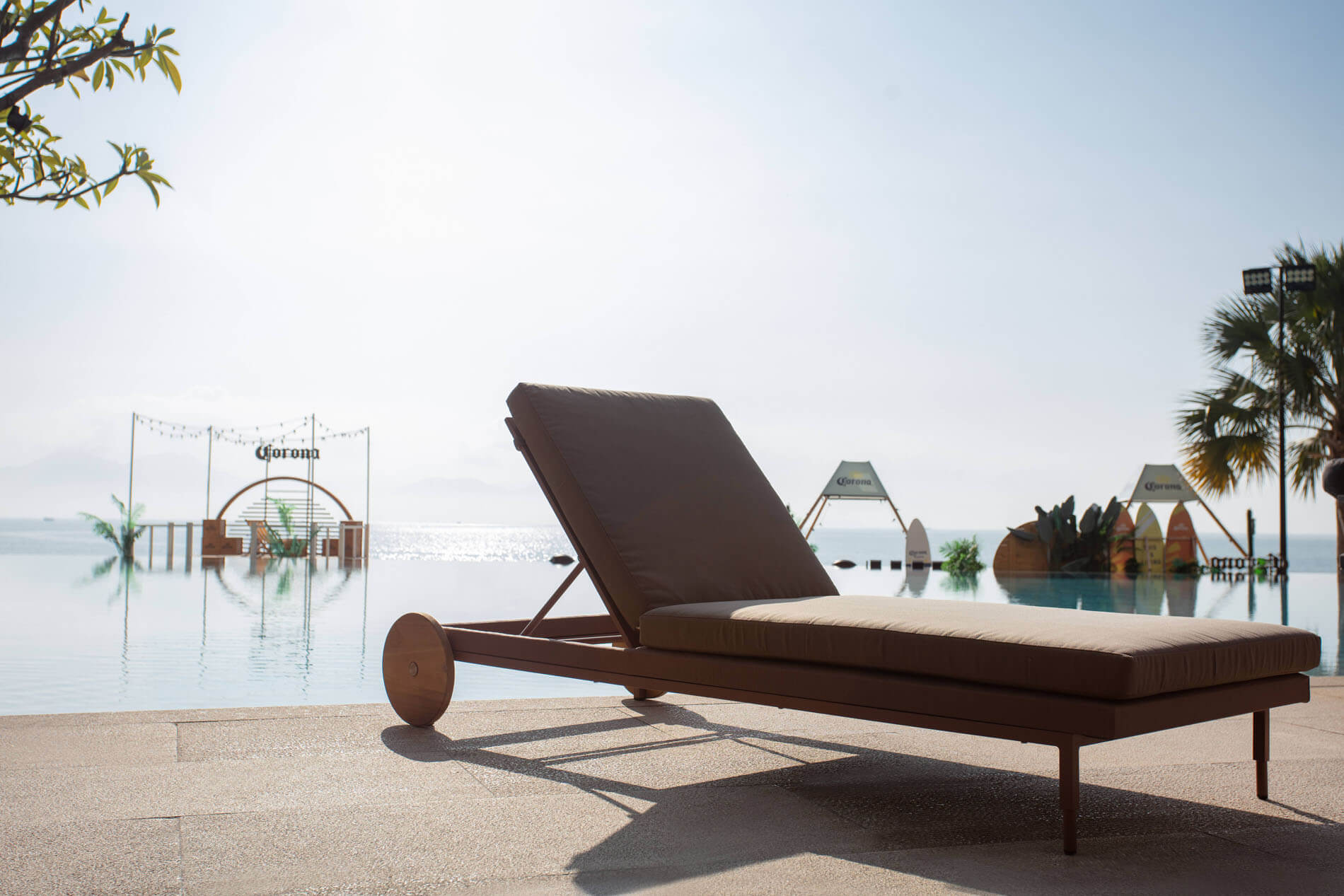 Poggesi Eden Lounger - The epitome of ultimate comfort and style for your leisure moments.
